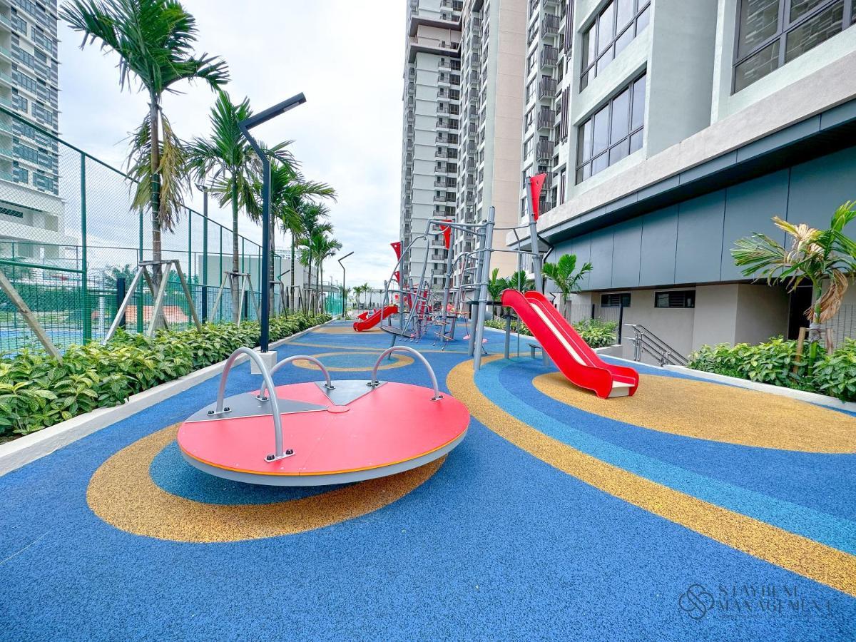 Bali Residences Sea View Suites Melaka Exterior photo
